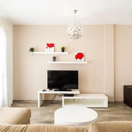 Casa Gema, By Comfortable Luxury Apartment